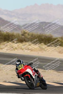 media/Dec-07-2025-CVMA (Sun) [[3e7d2de5dc]]/Race 9-Formula UL Shootout/